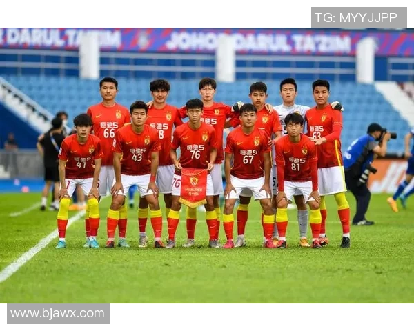 广州足球队阵地战分析:优劣势及未来发展方向探讨 广州足球队阵地战分析:优劣势及未来发展方向探讨