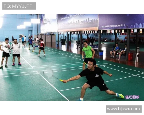 武汉羽毛球队阵地战打法深度分析与战术解读