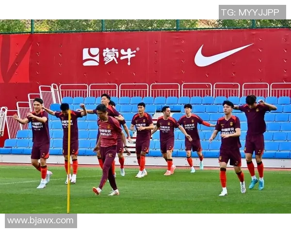 西安足球队的心理素质揭秘与训练探索助力球队腾飞 西安足球队的心理素质揭秘与训练探索助力球队腾飞