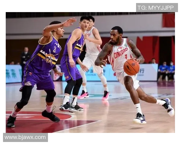 北京紫禁勇士迎战青岛队全力争胜展现篮球魅力与团队精神