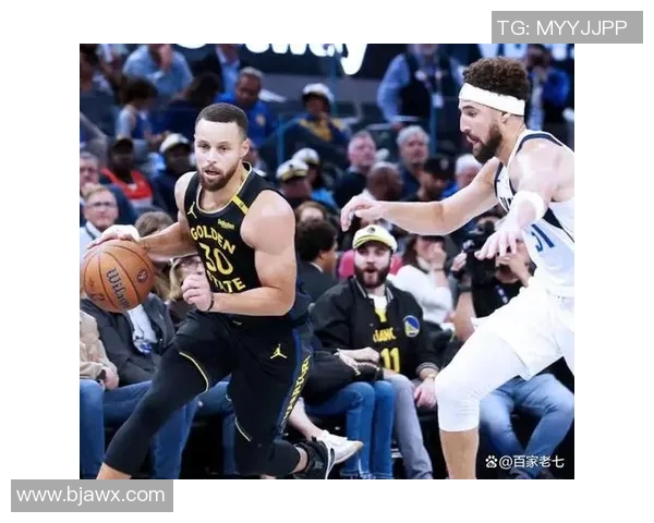 勇士与独行侠激战正酣CCTV全程直播精彩瞬间回顾 勇士与独行侠激战正酣CCTV全程直播精彩瞬间回顾