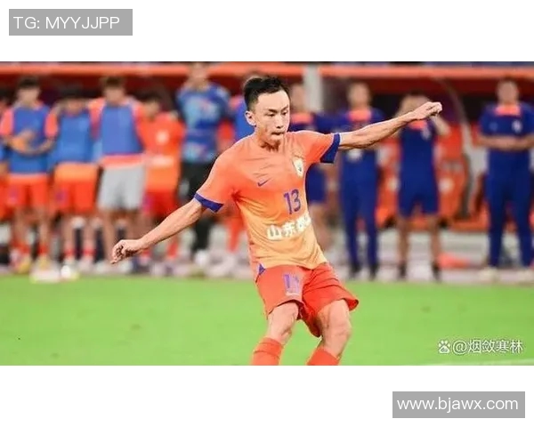 柔佛与山东鲁能泰山的激烈对决展现亚洲足球的魅力与实力较量