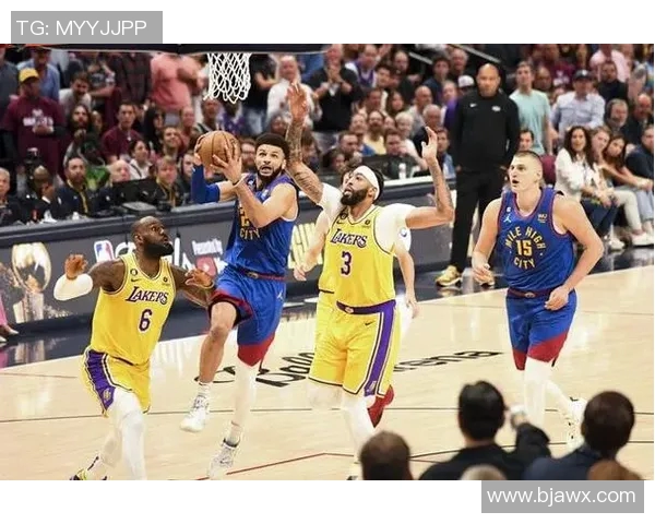 湖人勇士激战正酣文字直播全程回顾精彩瞬间与战术分析