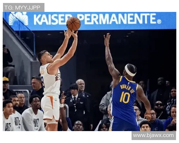 2016年勇士与尼克斯激战回顾:一场篮球盛宴的精彩瞬间与战术较量 2016年勇士与尼克斯激战回顾:一场篮球盛宴的精彩瞬间与战术较量