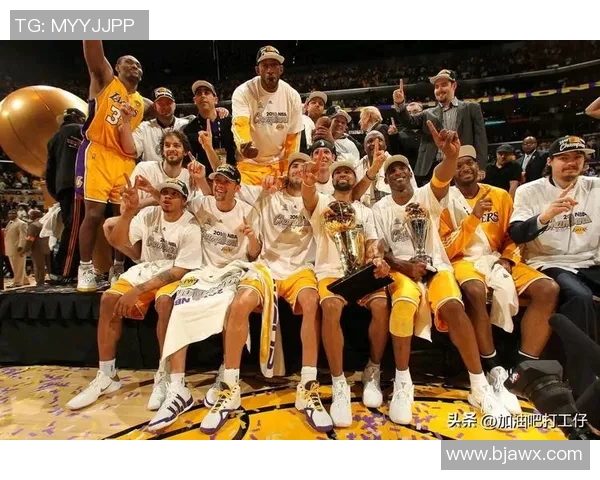 2010年湖人与魔术的巅峰对决回顾与精彩瞬间分析