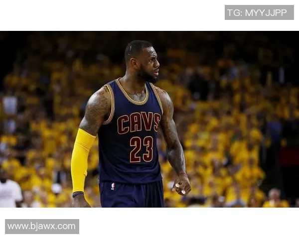 骑士对阵国王詹姆斯首秀精彩回顾与赛场瞬间分析 骑士对阵国王詹姆斯首秀精彩回顾与赛场瞬间分析